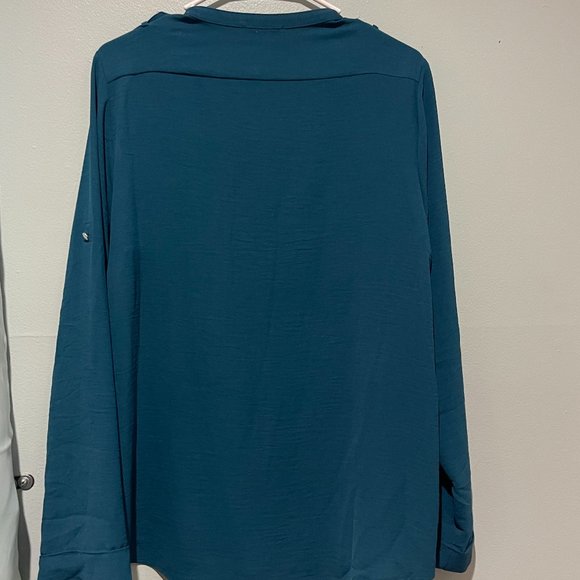 Blouse - Picture 3 of 3